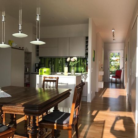 Ferienwohnung Urlaubsglueck- Lichtdurchflutete Wohnung Mit Balkon Und Seesicht 린다우 외부 사진